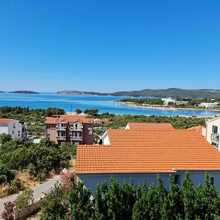 Apartment Luka With Balcony, Sea View And Free Parking Sibenik Exterior photo