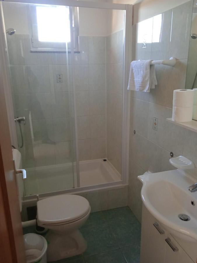 Apartment Luka With Balcony, Sea View And Free Parking Sibenik