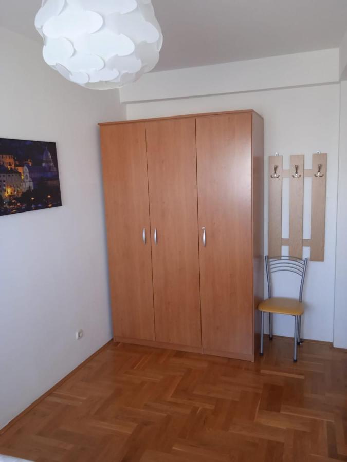Luka With Balcony, Sea View And Free Parking Apartment *