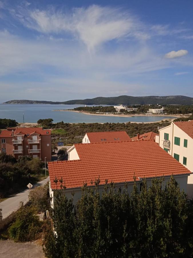 Luka With Balcony, Sea View And Free Parking *